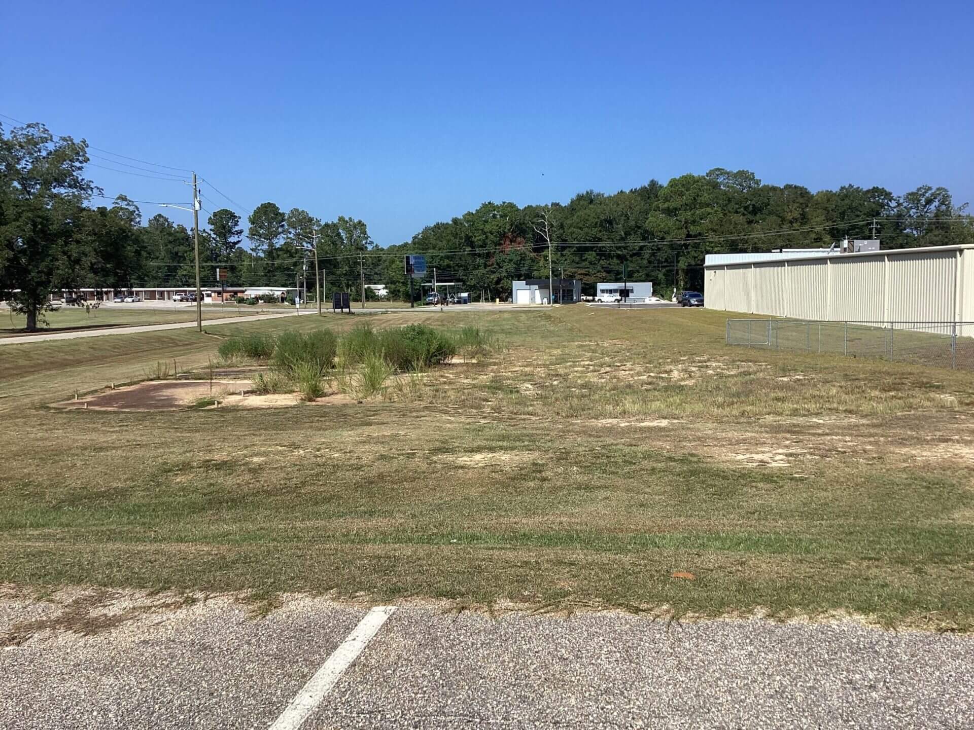 WISE LOT AT DOLLAR GENERAL 1 ACRE LUVERNE, ALABAMA Butler Land